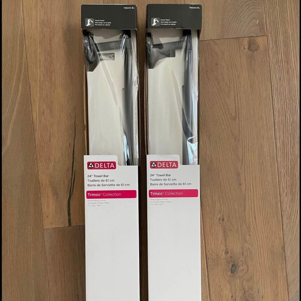 Delta Trinsic 24” Towel Bars, Matte Black Finish. Qty (2) New in package.
